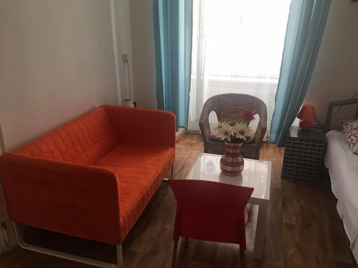 Pension Tara Prague Guest house